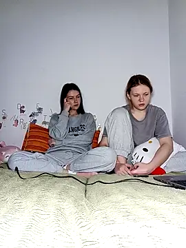 ella grays online show from March 18, 2026, 6:44 pm