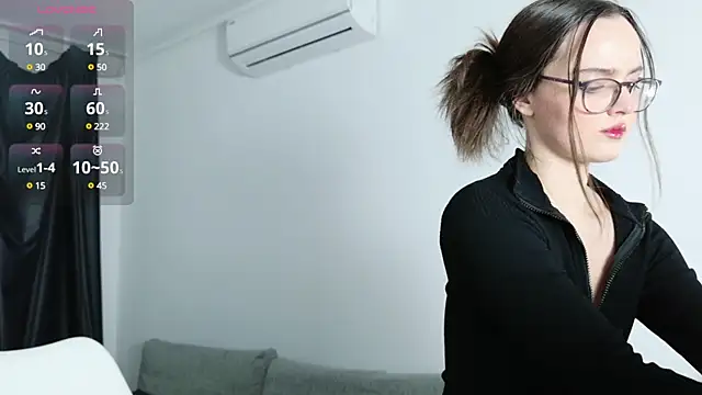 Snapshot of Pinky__Binky chatting on February 9, 2025, 2:29 pm Pinky  Binky online show from February 9, 2025, 2:29 pm