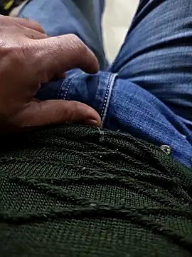 Snapshot of faaseel chatting on February 4, 2026, 10:10 am faaseel online show from February 4, 2026, 10:10 am