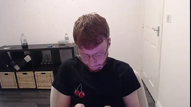 Snapshot of PrettyGinger chatting on December 3, 2024, 4:28 pm PrettyGinger online show from December 3, 2024, 4:28 pm