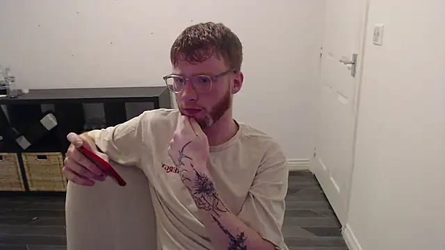 Snapshot of PrettyGinger chatting on December 4, 2024, 4:49 pm PrettyGinger online show from December 4, 2024, 4:49 pm