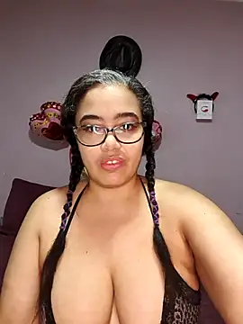 Snapshot of Katrina_The_Kitty chatting on February 11, 2025, 8:10 pm Katrina The Kitty online show from February 11, 2025, 8:10 pm