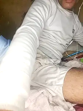 LOOLOOO123123 online show from December 18, 2025, 3:56 am