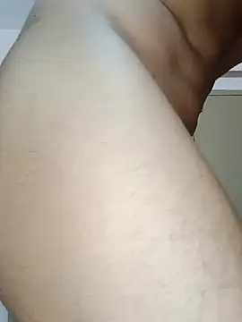 Vignesh3246 online show from January 9, 2025, 6:57 pm