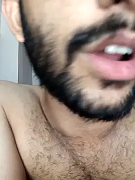 Vignesh3246 online show from October 12, 2025, 7:13 pm