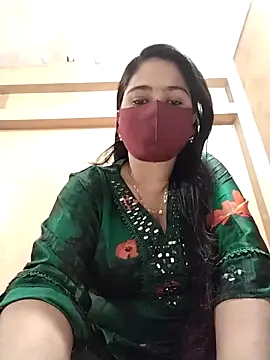 Magical Girl- online show from March 18, 2025, 2:25 am