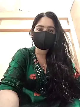 Magical Girl- online show from October 20, 2025, 4:02 am