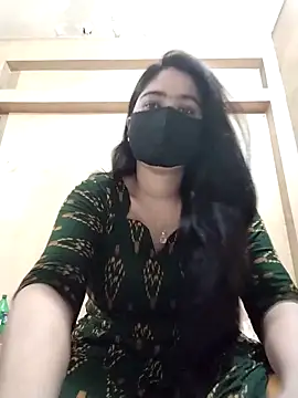 Magical Girl- online show from November 13, 2025, 3:16 am