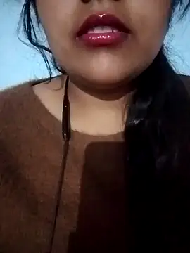 Snapshot of Love-Veronica chatting on February 12, 2026, 1:28 pm Love-Veronica online show from February 12, 2026, 1:28 pm