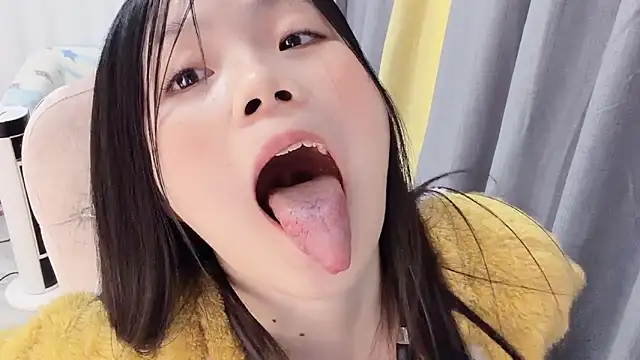 Lena-yyds online show from January 6, 2026, 5:33 am