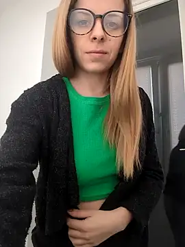 Snapshot of TerrasWildlife chatting on February 17, 2025, 3:53 pm TerrasWildlife online show from February 17, 2025, 3:53 pm