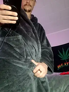 ChuckyyDee online show from March 31, 2026, 10:32 pm