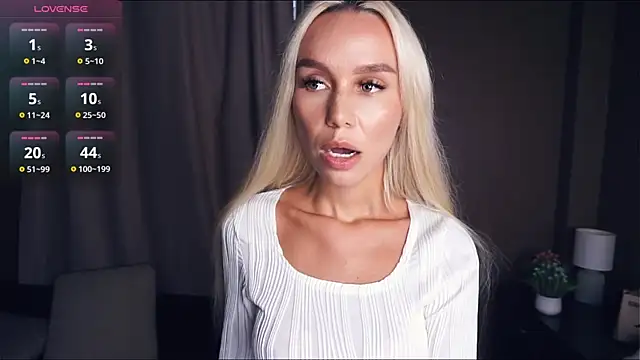 BrittByron online show from October 27, 2025, 5:22 am