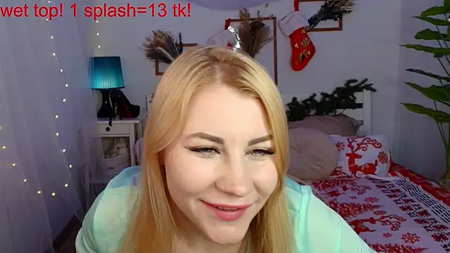 Snapshot of Ver_0nika chatting on December 21, 2024, 10:06 am Ver 0nika online show from December 21, 2024, 10:06 am