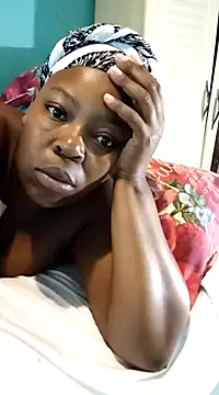 curvyloneah75 online show from January 24, 2025, 9:39 am