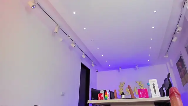 ChantalHans online show from March 28, 2026, 9:58 pm