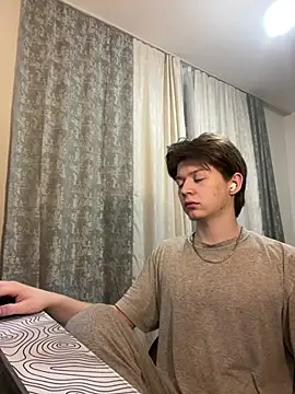 W N G S online show from February 13, 2025, 11:04 pm