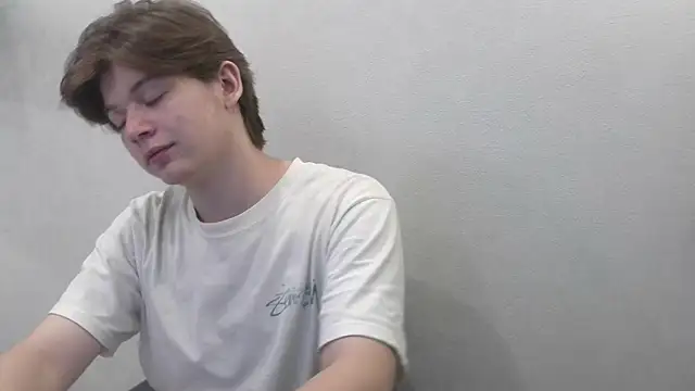 W N G S online show from October 1, 2025, 5:02 am