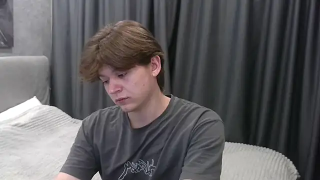 W N G S online show from October 6, 2025, 9:34 pm