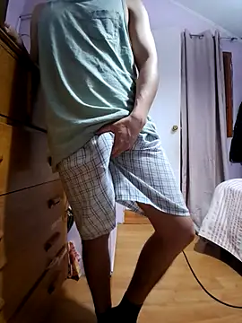 Snapshot of tula_chyk chatting on September 24, 2025, 2:15 am tula chyk online show from September 24, 2025, 2:15 am