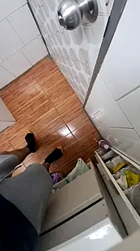 Snapshot of tula_chyk chatting on October 14, 2025, 1:17 am tula chyk online show from October 14, 2025, 1:17 am