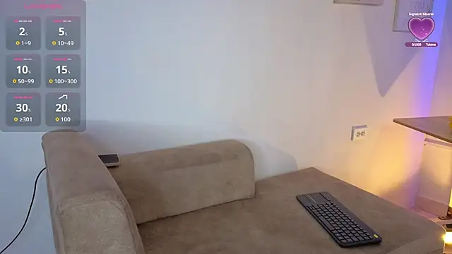 ZoeSmith6 online show from December 20, 2025, 2:46 pm