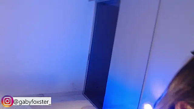 gabyfoxster online show from December 3, 2025, 8:34 am