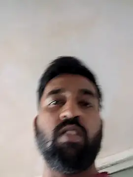 surabhi09 online show from November 8, 2025, 7:08 am