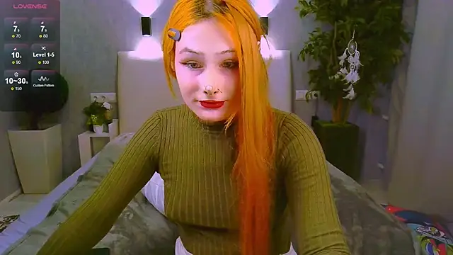 Kleo Godde online show from February 3, 2025, 2:24 pm