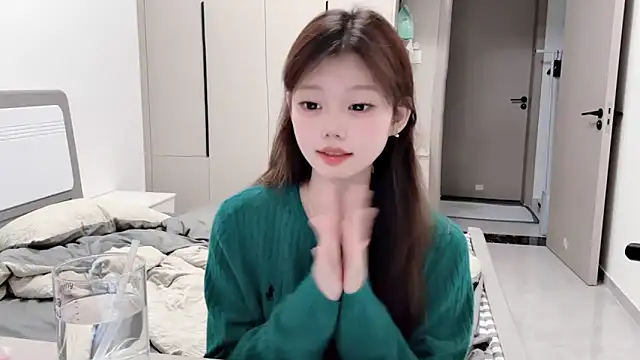 yangyang-1115 online show from September 21, 2025, 5:20 am