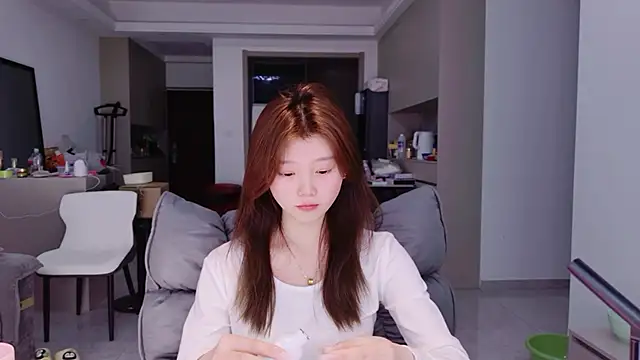 yangyang-1115 online show from February 21, 2026, 1:56 pm