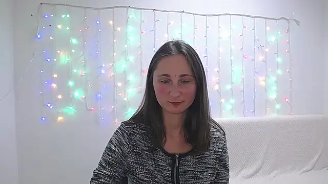 Snapshot of MichelLeee chatting on January 17, 2025, 3:11 pm MichelLeee online show from January 17, 2025, 3:11 pm