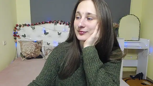 MichelLeee online show from March 3, 2026, 12:11 pm