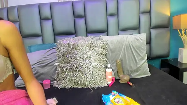 AshleyHill2 online show from February 18, 2025, 3:31 am