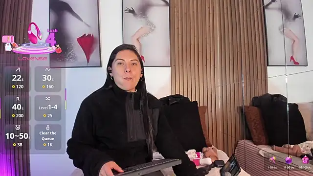 Ella Rousse online show from December 3, 2025, 11:52 am