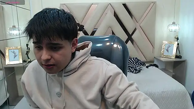 AndrewPherson online show from February 1, 2025, 12:16 pm