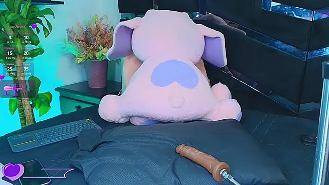 Kinky  Karo online show from February 12, 2025, 12:16 am