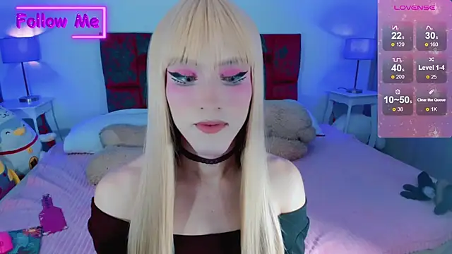 Snapshot of Kirmyy_ chatting on February 25, 2025, 11:33 pm Kirmyy  online show from February 25, 2025, 11:33 pm