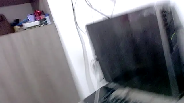 nicolle milf1978 online show from January 8, 2026, 3:09 am