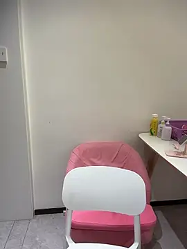 Selenaaaaa- online show from March 1, 2026, 6:37 am