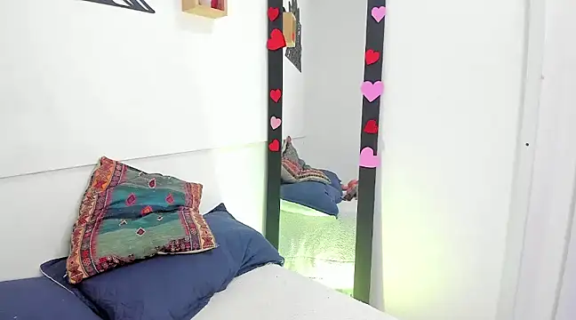 MelissaGilll online show from March 14, 2025, 1:05 am