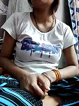 Snapshot of shalini_fire chatting on February 28, 2025, 5:15 pm shalini fire online show from February 28, 2025, 5:15 pm