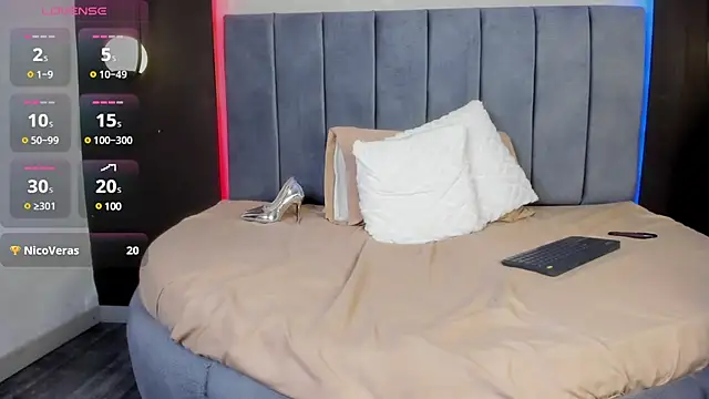 Snapshot of bella_gibson chatting on March 13, 2025, 2:44 pm bella gibson online show from March 13, 2025, 2:44 pm