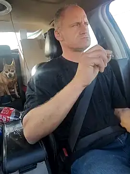 Snapshot of DatingProfile_USA_43_str8 chatting on December 8, 2024, 4:28 pm DatingProfile USA 43 str8 online show from December 8, 2024, 4:28 pm