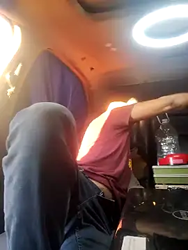 Snapshot of DatingProfile_USA_43_str8 chatting on January 8, 2025, 3:28 pm DatingProfile USA 43 str8 online show from January 8, 2025, 3:28 pm