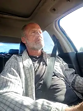 Snapshot of DatingProfile_USA_43_str8 chatting on February 19, 2025, 10:20 pm DatingProfile USA 43 str8 online show from February 19, 2025, 10:20 pm