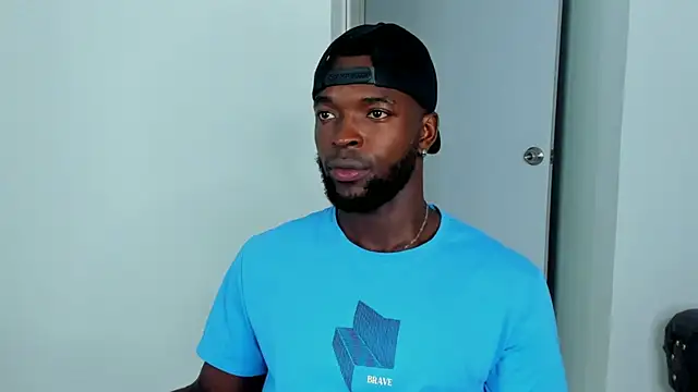 Dylan Taylor online show from September 22, 2025, 3:52 am