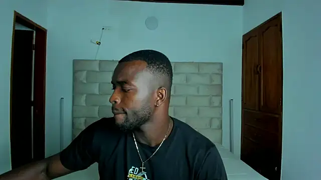 Dylan Taylor online show from February 10, 2026, 2:48 am