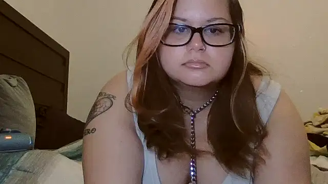 HoneyBear19 online show from February 4, 2026, 3:07 pm