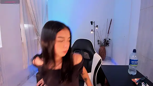 AnabelWolf online show from September 11, 2025, 4:51 pm